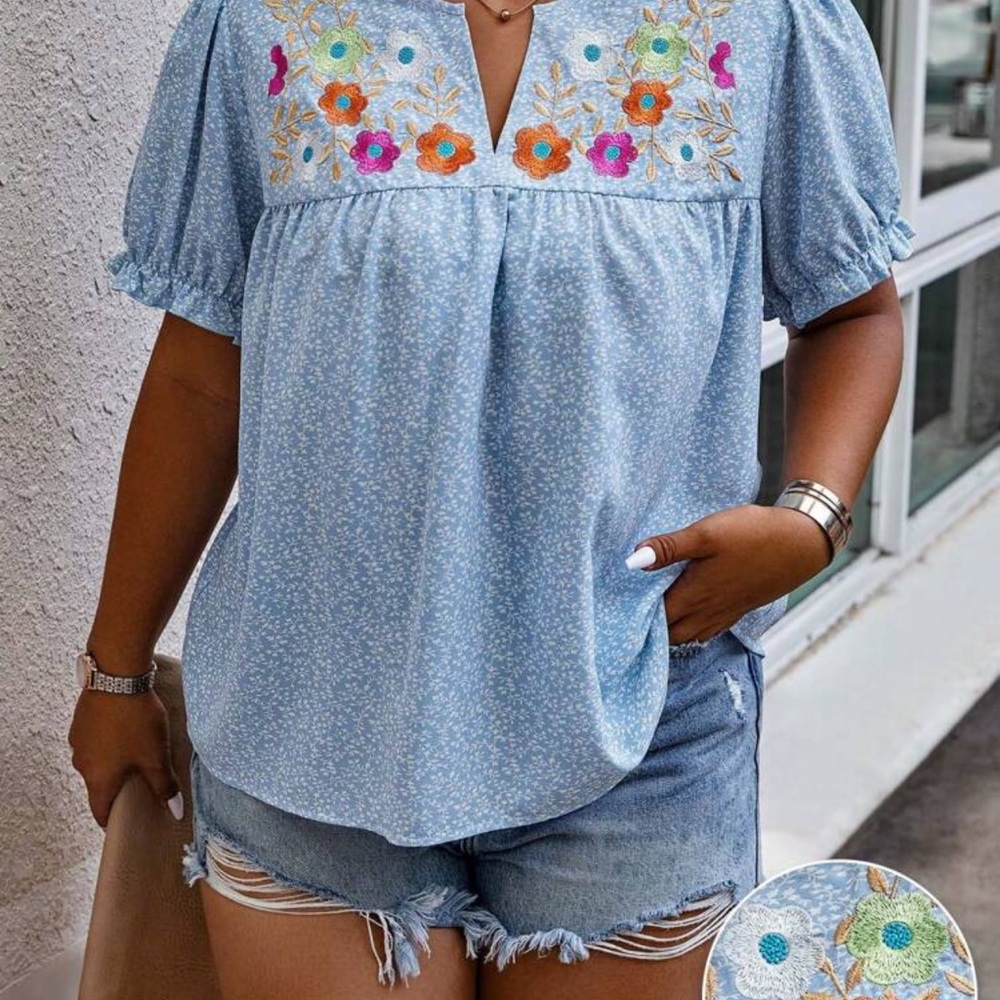 (4 for $20 Bundle✅) Light Blue Blouse w/ Short Puffy Sleeves & Embroidery
